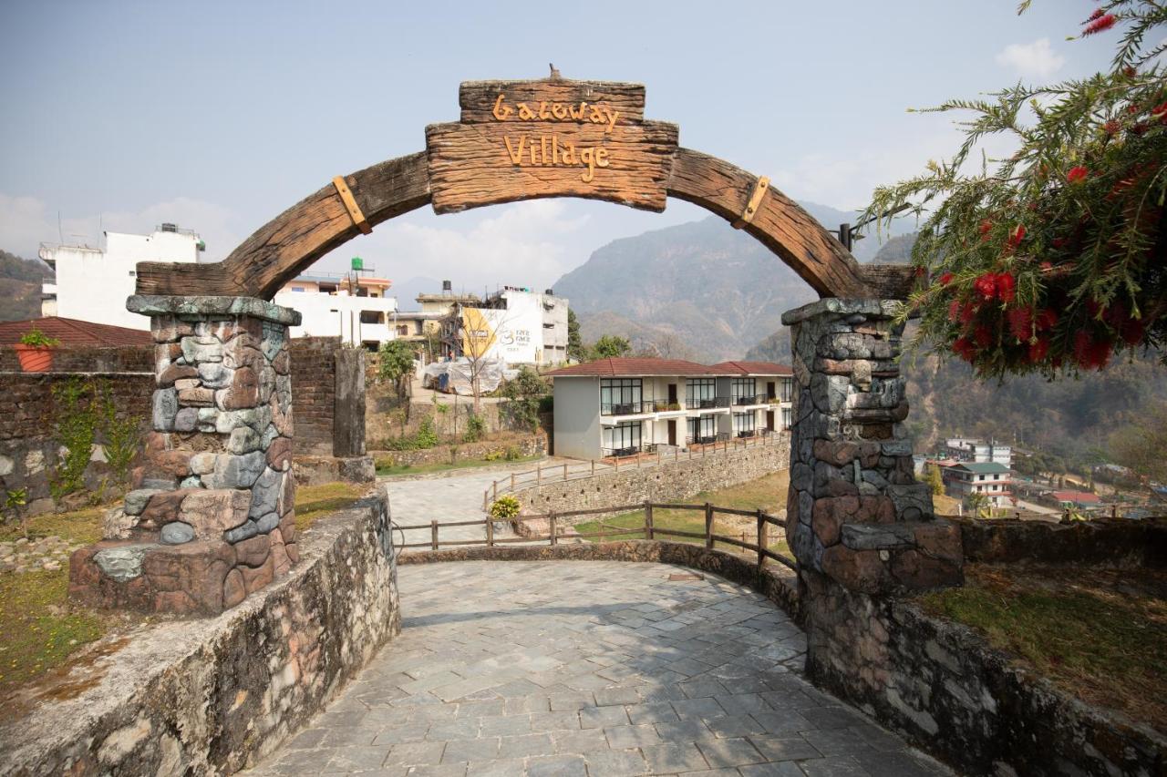 Gateway Himalaya Resort Ghanpokhara Екстериор снимка