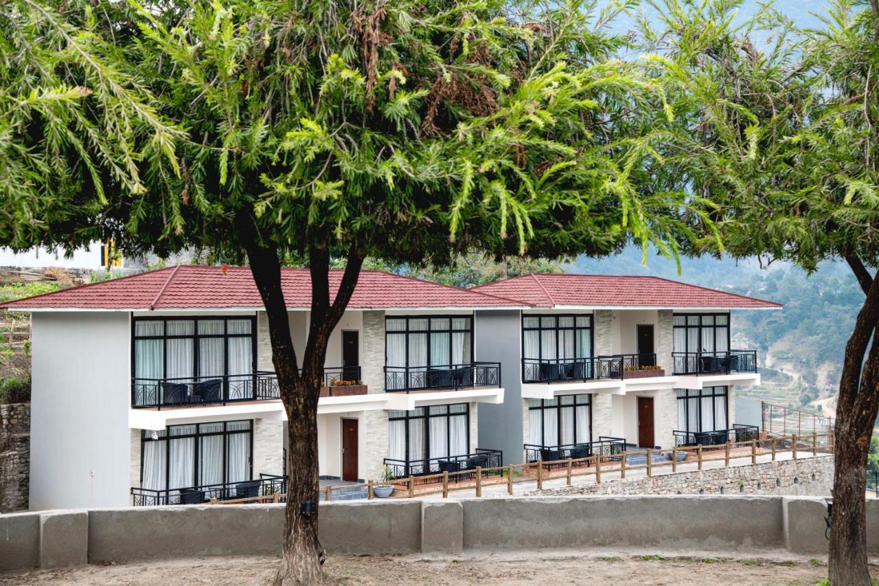 Gateway Himalaya Resort Ghanpokhara Екстериор снимка