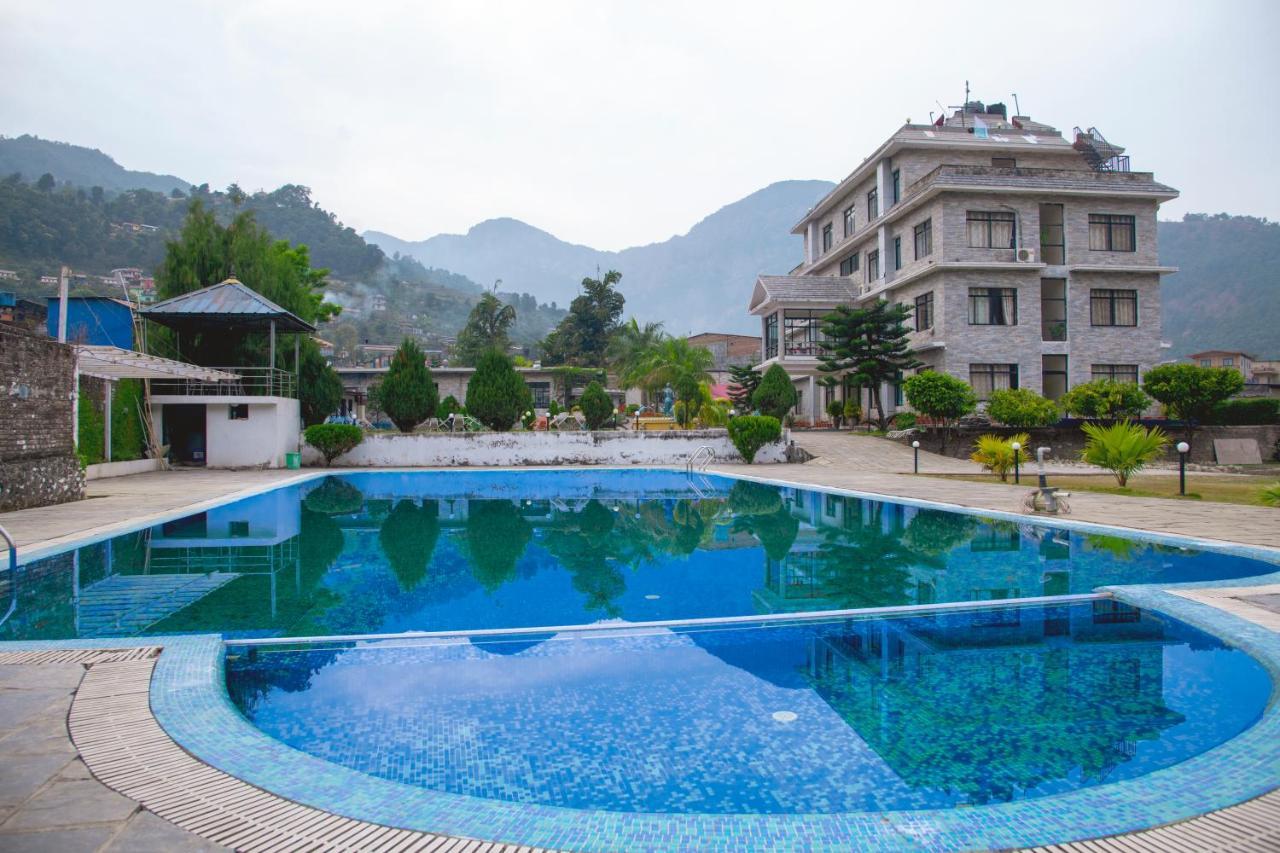 Gateway Himalaya Resort Ghanpokhara Екстериор снимка